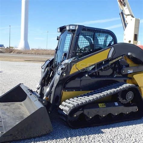 case skid steer red lights